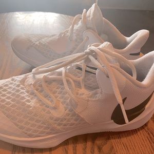 Hyper-speed Court Volleyball Shoes
